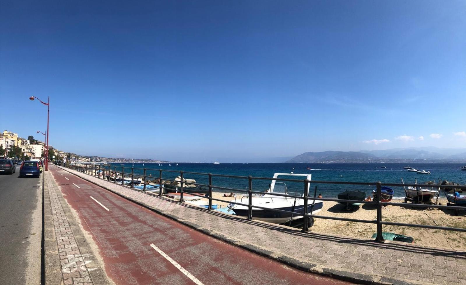 Paradiso Vista Mare Retreat Messina Exteriör bild